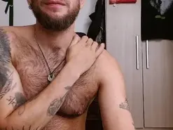 Adult Webcam with dominantthewolf - Amateur
