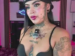 Free Live Porn with INKLAURI - Amateur