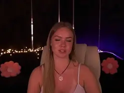 Watch Live Sex Cams with CelesteNoirr - Amateur