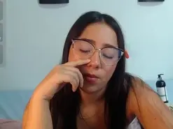 Live Sex with tinisweet - Amateur