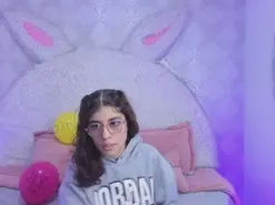 Watch Live Sex Cams with Gaby_louse - Amateur