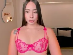 Live Porn with AlinaKravitz - Amateur