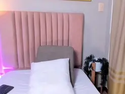 Free Porn Cam with ZamiraTaylor - Amateur