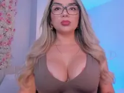 Nude Webcam with ChloePreston - Amateur