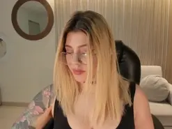 Live Porn with MadisonKane - Amateur