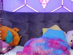 Live Porn with LittleVixen18 - Amateur