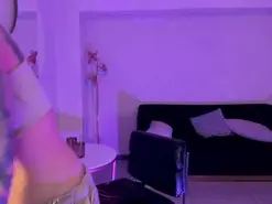 Adult Webcam with MilaLawrence - Amateur