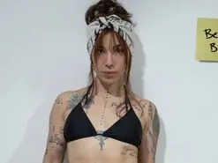 Sex Cam with Sarai18_ - Amateur