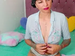 Live Sex Cam with Christal777 - Amateur