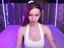 Sex Cam with SnowWhitee - Amateur