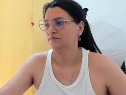 Adult Webcam with MARILYN_GARCIA - Amateur