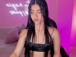 Nude Webcam with MiaLaurence - Amateur