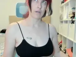 Live Porn with Emmita69 - Amateur