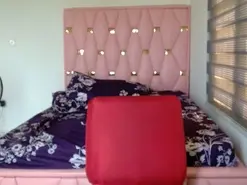 Nude Webcam with Hotchocolatee - Amateur