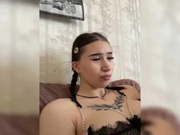 Live Porn with Funny-Banny - Bongacams