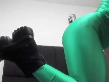 Free Live Porn with louise-Mikk - Bongacams