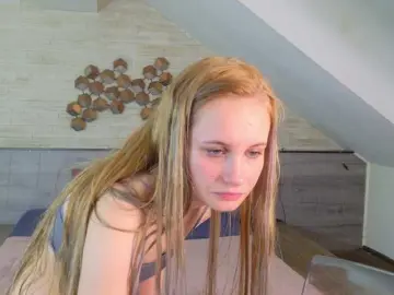 Sex Cam with IceBlueBabe - Bongacams