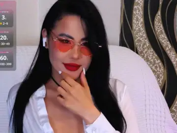 Live Porn with Blueberry111 - Bongacams