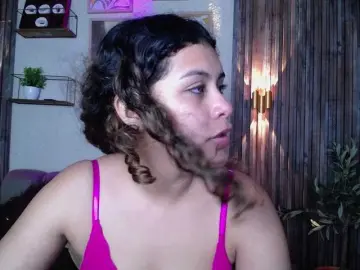 Adult Webcams with CurlyDani - Bongacams