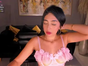 Sex Chat with ScarlettBlaze - Bongacams