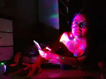 Adult Webcams with MARILYNWHANCO - Bongacams