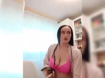 Sex Cam with KarenClark - Bongacams