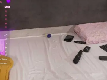 Watch Live Sex Cams with jolly-dolly - Bongacams