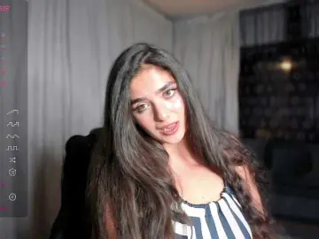 Watch Live Sex Cams with MariePortrait - Bongacams