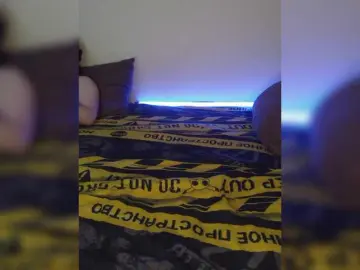 Watch Live Sex Cams with Plohishi2 - Bongacams