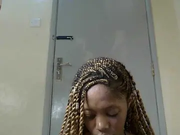 Best live sex cam show with SexyBanni - Bongacams