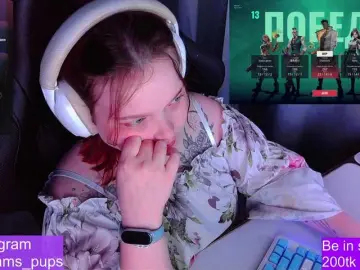 Best Webcam with AlinaAdams - Bongacams