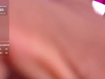 Live Sex Cam with tightlittleebony - Bongacams