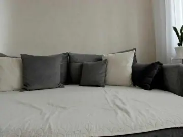 Watch Live Sex Cams with Angela-Rosa - Bongacams