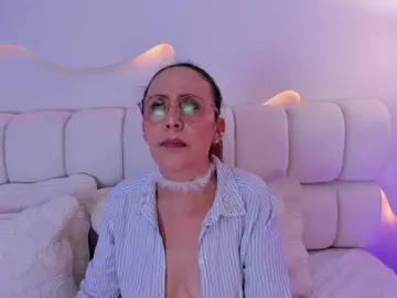 Watch Live Sex Cams with Daliascoth - Bongacams