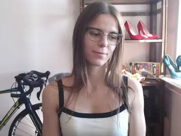 Free Porn Cam with MegiKiss - Bongacams