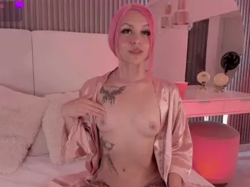 Live Porn with Skinnydoll1 - Bongacams