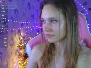 Nude Webcam with Armura - Bongacams