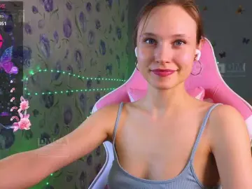 Sex Cam with Armura - Bongacams