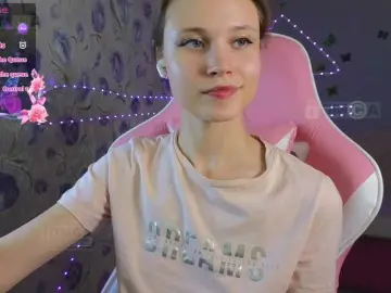 Watch Live Sex Cams with Armura - Bongacams