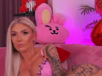 Private Sex Chat with TheFallingAngel - Bongacams