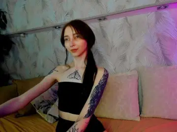 Adult Webcams with Ellen-Hops - Bongacams