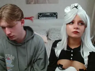 Free Porn Cam with TheSluttyFox - Bongacams