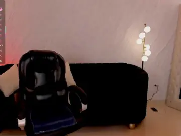 Sex Cam with JennaOlson - Bongacams