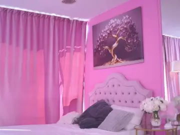 Adult Webcam with AnnSoleil - Bongacams