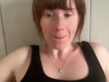 Free Porn Cam with REDHEADROSIE - Bongacams