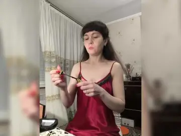 Adult Video Chat with caroliiine - Bongacams