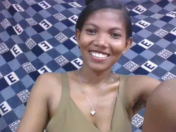 Live Sex with Lyah7a - Bongacams