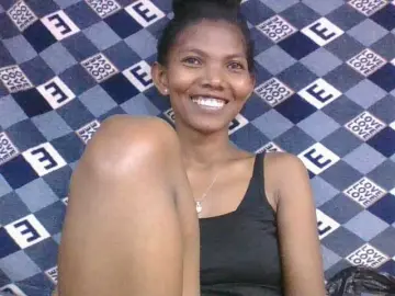 Live Sex with Lyah7a - Bongacams