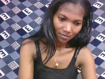 Adult Webcams with Lyah7a - Bongacams