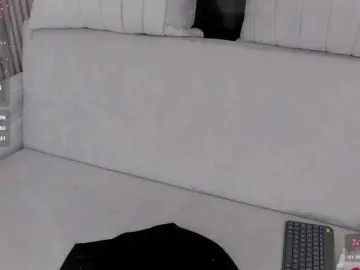 Live Sex with CarolineGrace - Bongacams